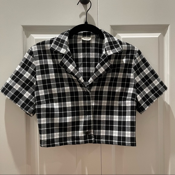 Brandy Melville Tops - Black and White Plaid Brandy Melville Cropped Vivian Button Up